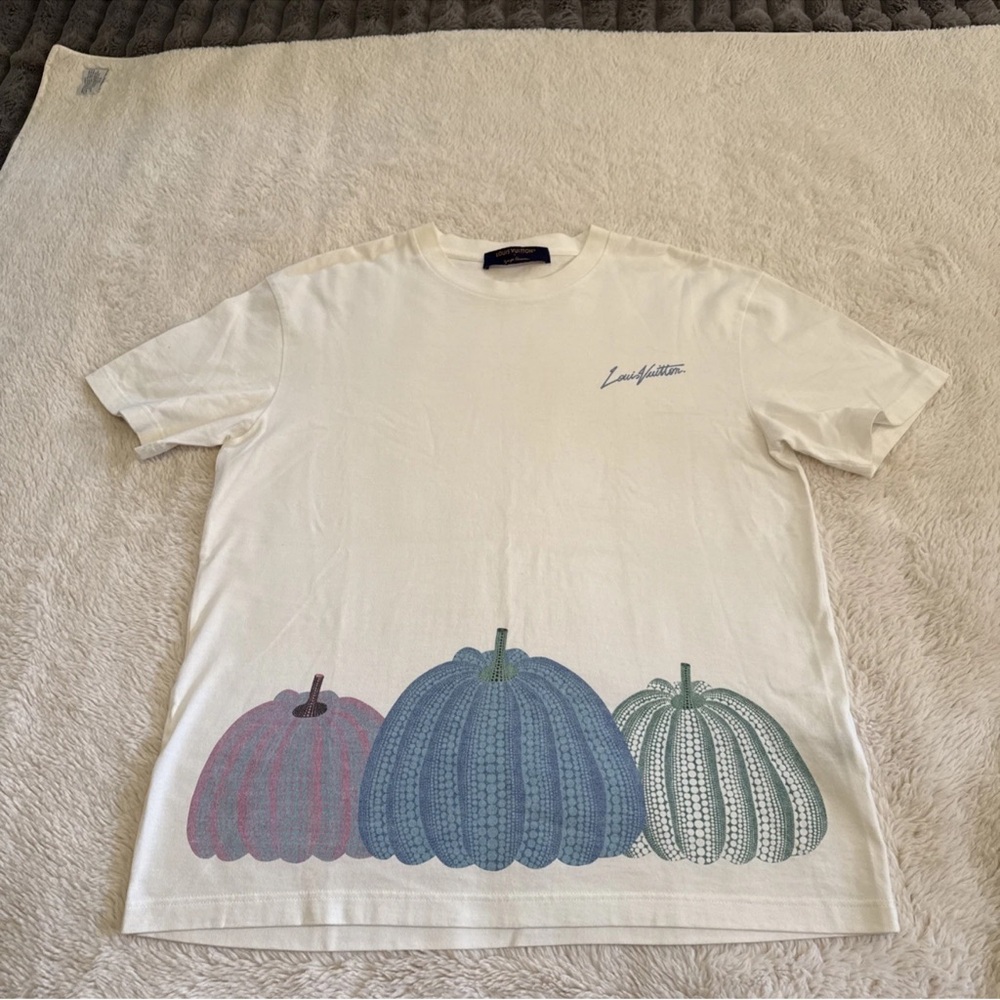 Authentic Louis Vuitton x Yayoi Kusama T-shirt Size Large